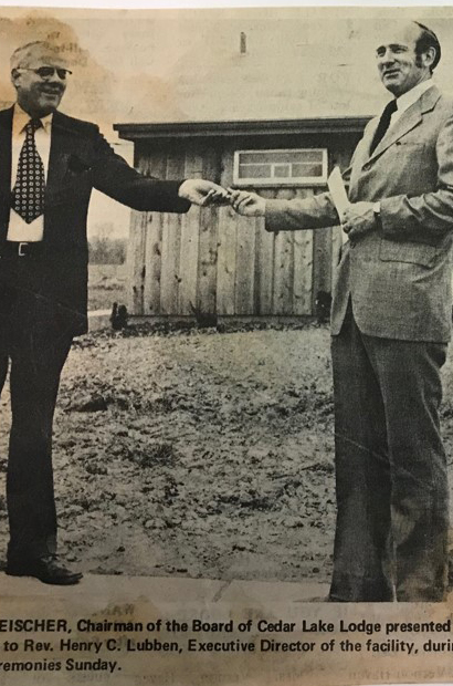 Default Image Alt Text